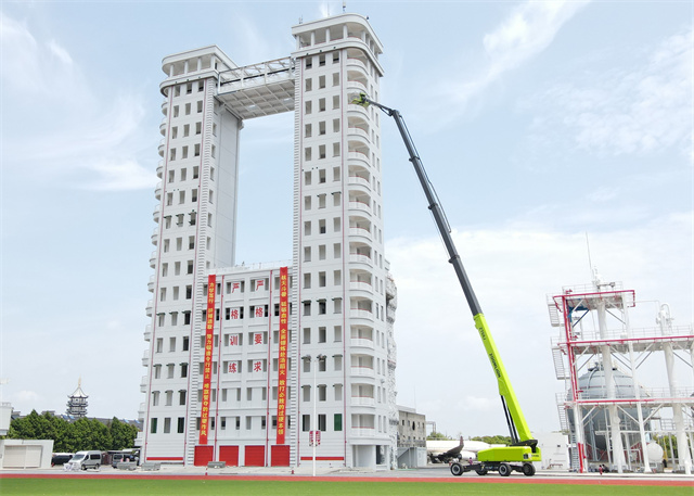 超高米段臂式高空作业平台关键技术及应用-一等-2310014-52.jpg